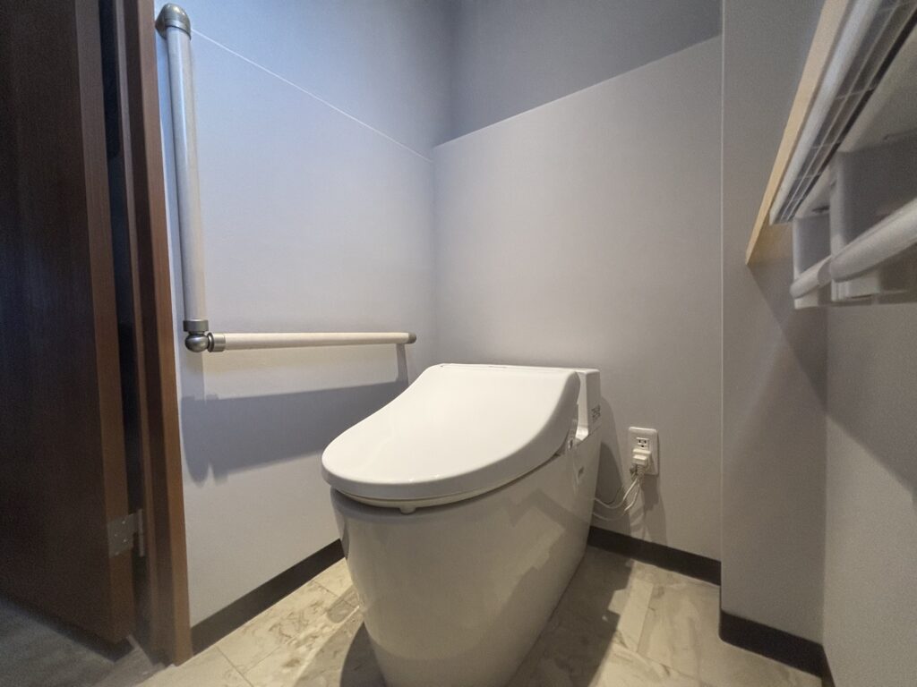 和式トイレから洋式トイレへ全面リフォーム工事